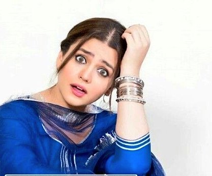 और फिर जिस लड़की को घरवाले एक dress दिलाते हुए चे चे करते है..... 
उसे लाखों का दहेज आराम से दे देते हैं .....😥