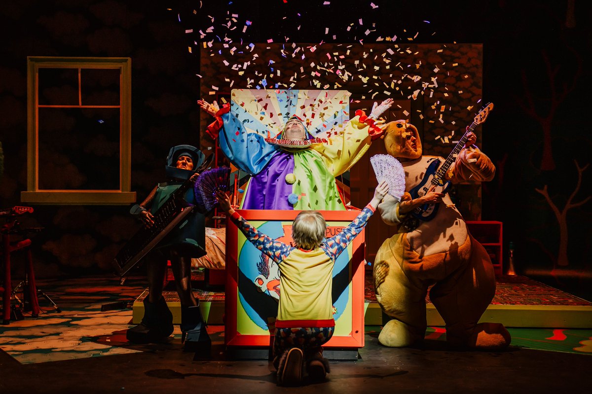 Simon Fallaha (@simonfallaha) on Twitter photo #Theatre #Review at #SiArtsNI - The Velveteen Rabbit.
The "arrestingly vibrant and observant" production opened at <a href="/LyricBelfast/">Lyric Theatre Belfast</a> as part of the <a href="/Young_at_Art/">Young at Art</a> Belfast Children's Festival #BCF25 and runs until March 30.
Review: tinyurl.com/38v2vpfk #Theatre #Review at #SiArtsNI - The Velveteen Rabbit.
The "arrestingly vibrant and observant" production opened at <a href="/LyricBelfast/">Lyric Theatre Belfast</a> as part of the <a href="/Young_at_Art/">Young at Art</a> Belfast Children's Festival #BCF25 and runs until March 30.
Review: tinyurl.com/38v2vpfk