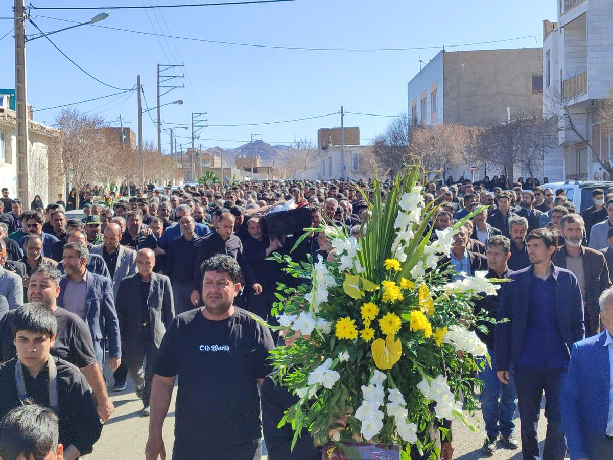 همچون #فرمانده_جهادگر، مردان این سرزمین، جهاد را در خدمت به خلق می‌بینند. آنان، با عزمی راسخ و گام‌هایی استوار، در مسیر یاری رساندن به نیازمندان، خستگی را به فراموشی می‌سپارند و نام خود را در تاریخ جاودانه می‌کنند.
