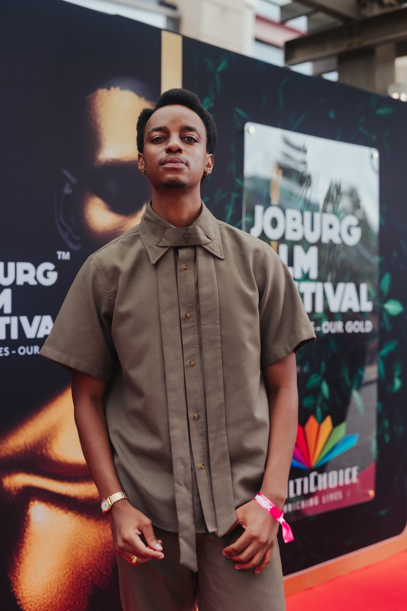 marcus_molemane's tweet photo. Golden moments
📸 by @JoburgFilmFest
#KitesShowmax #JoburgFilmFestival2025 #jff2025 https://t.co/8PenC3CN8o