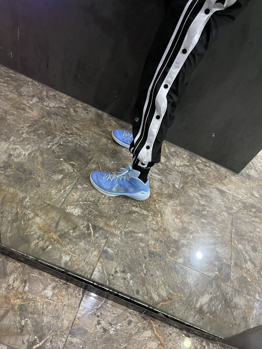 Super__king tweet media