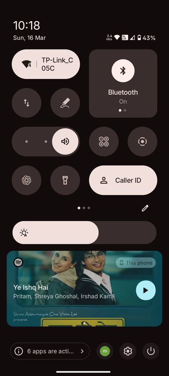 Mjain246's tweet photo. @BennettBuhner Nothing OS 3.0 Quick Settings Panel is far better than Stock android. https://t.co/SBIlXuEk80