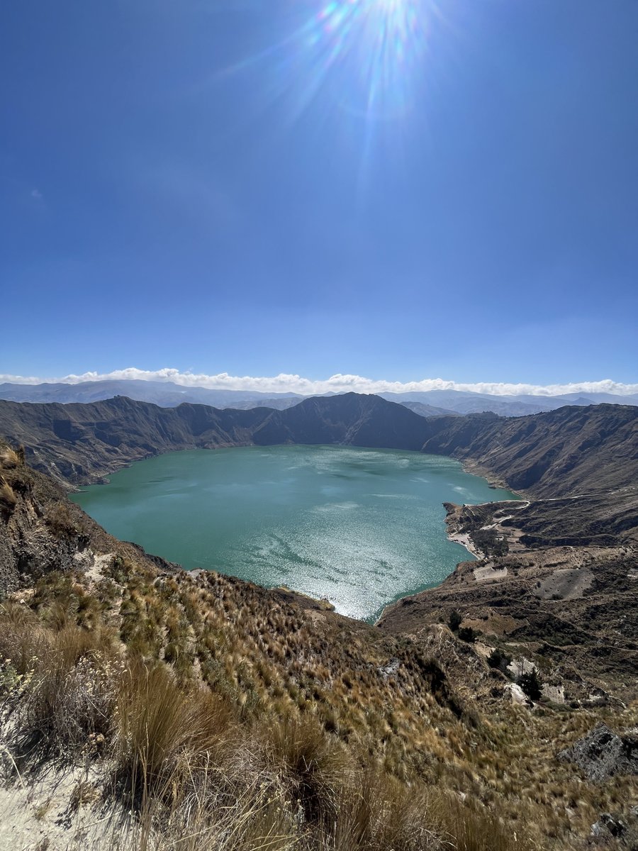 キャンピングカーを世界一周中のたいとくんが引き継いでくれることに!

旅の相棒を探しているそうなので、これは南米バンライフに参加するチャンス🚑
短期間でもいいそう。
南米の絶景は車でしかいけないところがたっくさーんあります🏔️