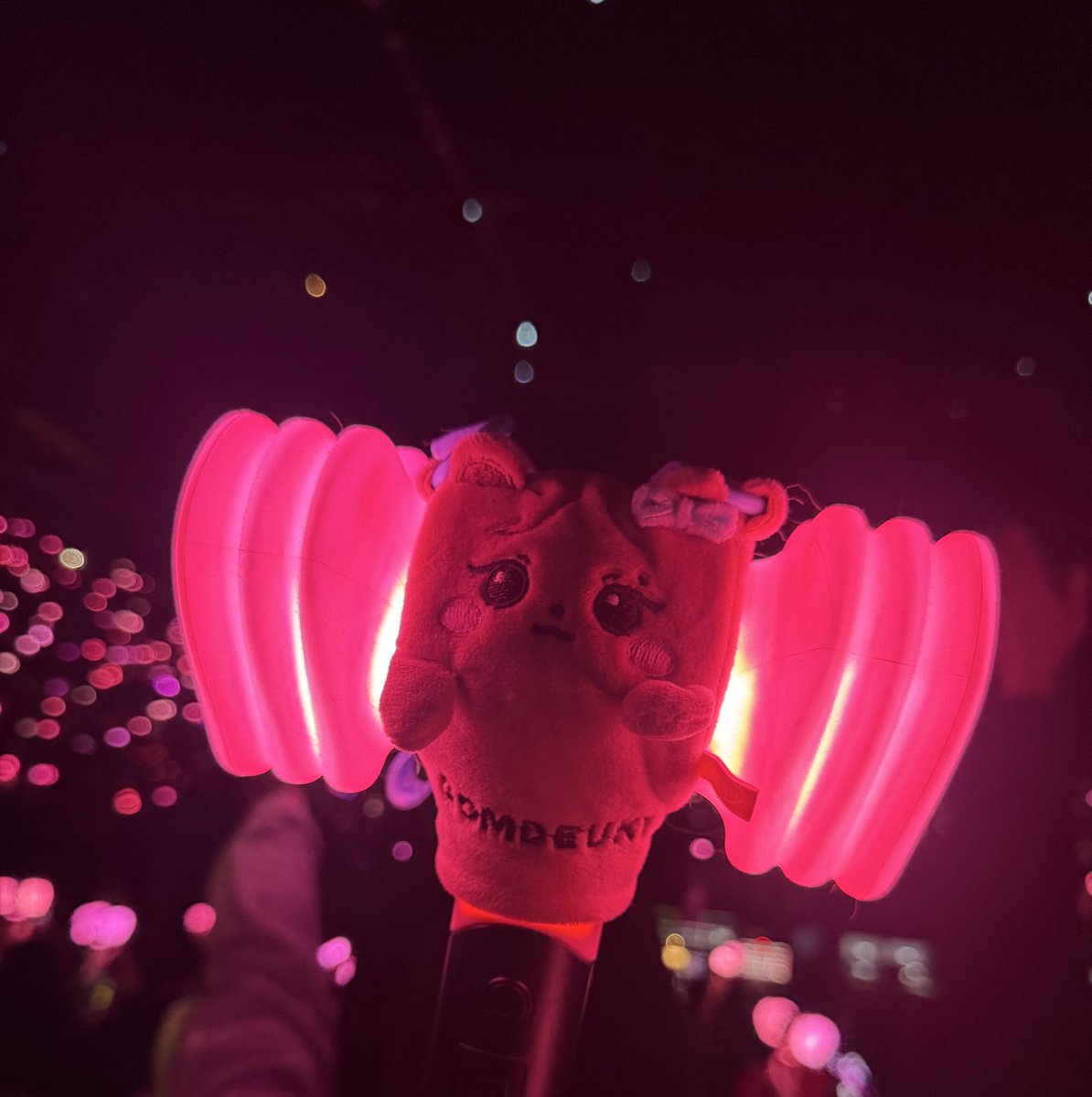 ˚.🎀༘⋆ tweet media