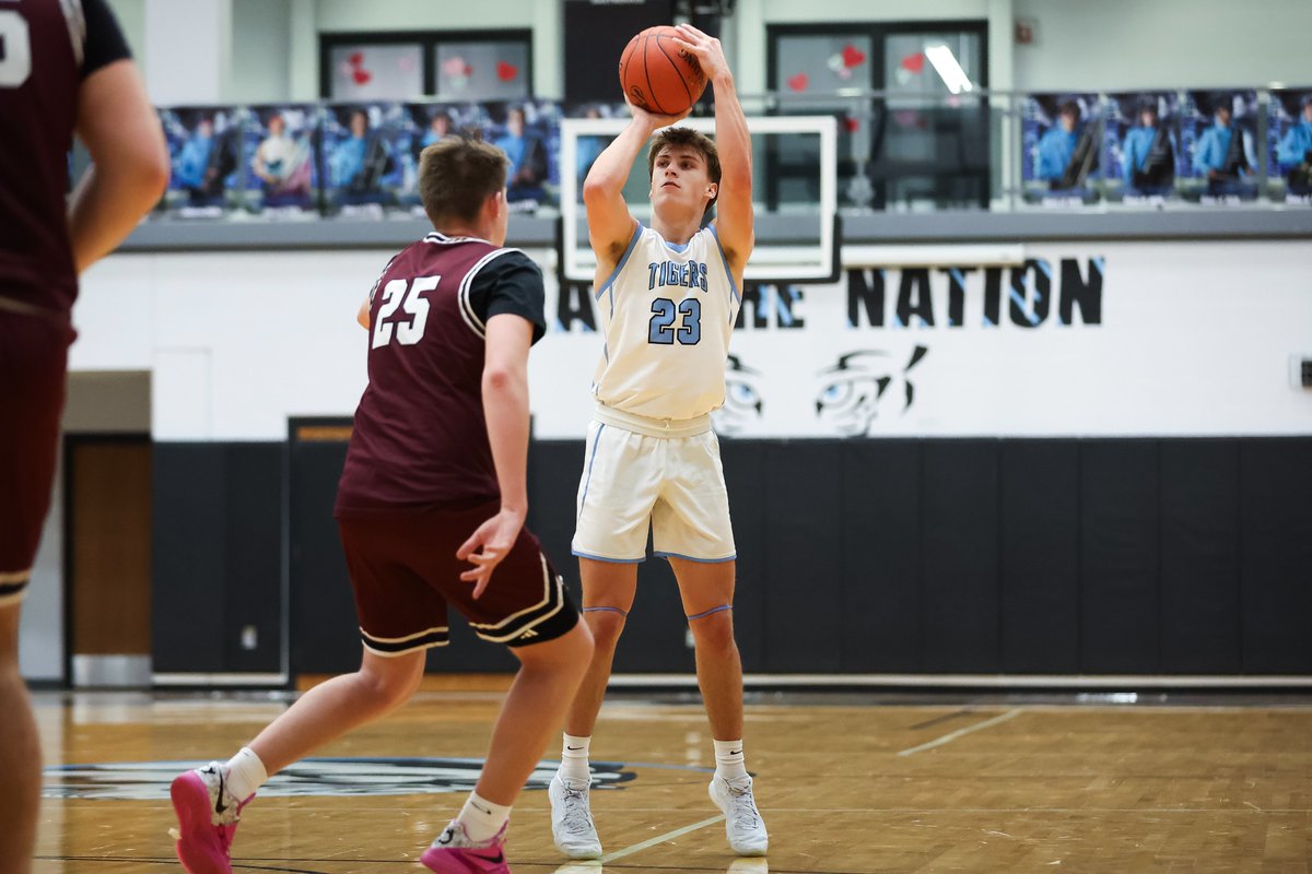 IkeMensBBall's tweet image. Congrats to Derek Morgan and Pierce Blue on making KBCA Academic All State!!