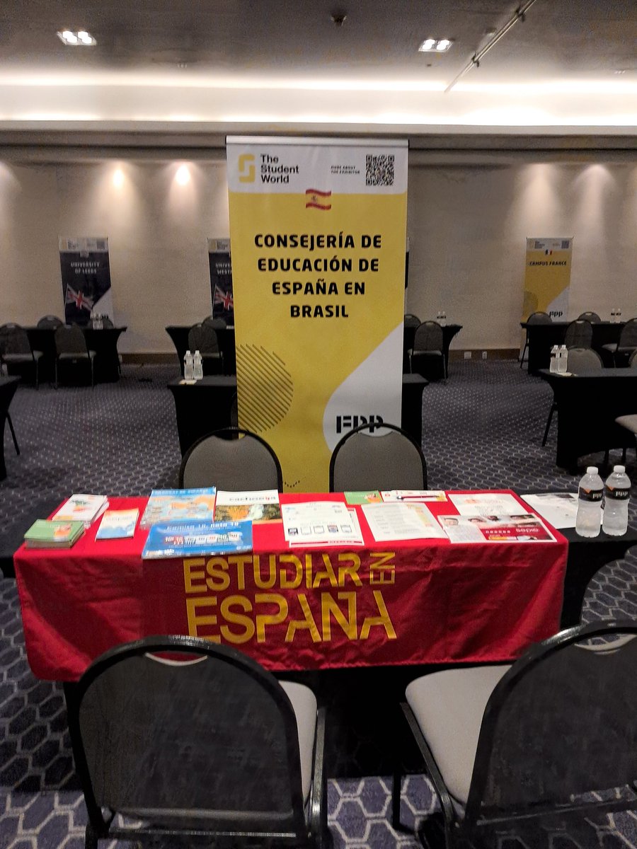 consejeriabr's tweet photo. En unos minutos comienza #TheStudentWorld en #SãoPaulo, #Brasil. Participamos con una mesa informativa y una ponencia sobre las posibilidades que hay para #EstudarnaEspanha. ¡Nos acompañan @sepiegob y el @InstCervantes! https://t.co/tq3qCReN5u