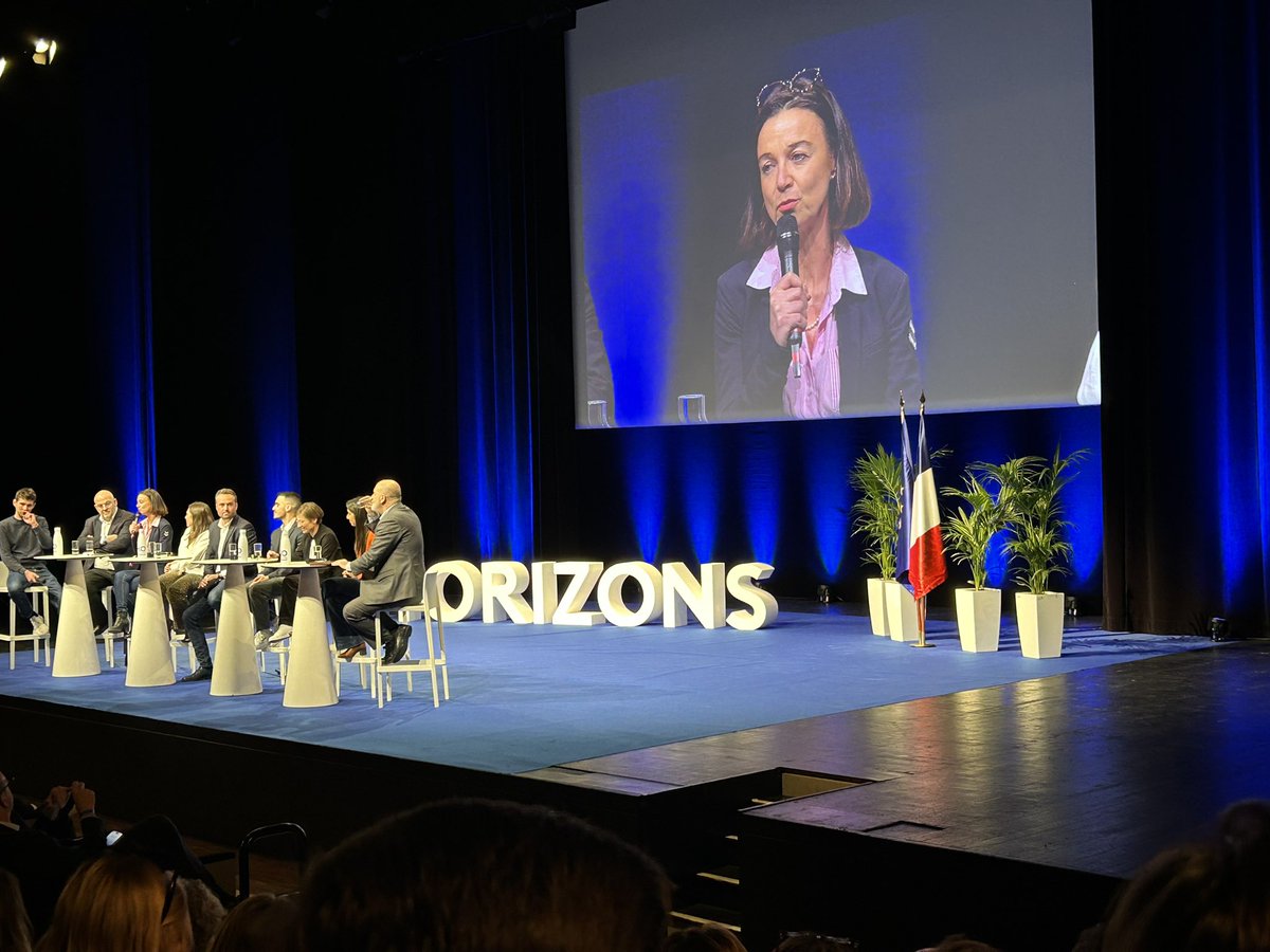 CDecriem's tweet photo. 🔥 « Le plus grand péril pour la France, ce n’est pas le grand remplacement, c’est le grand effacement. » – @EPhilippe_LH

Le message est clair. Aujourd’hui, au #CongrèsHorizons, nous traçons ensemble le chemin pour l’avenir de notre pays. 🇫🇷 https://t.co/2CzmSB57Nd