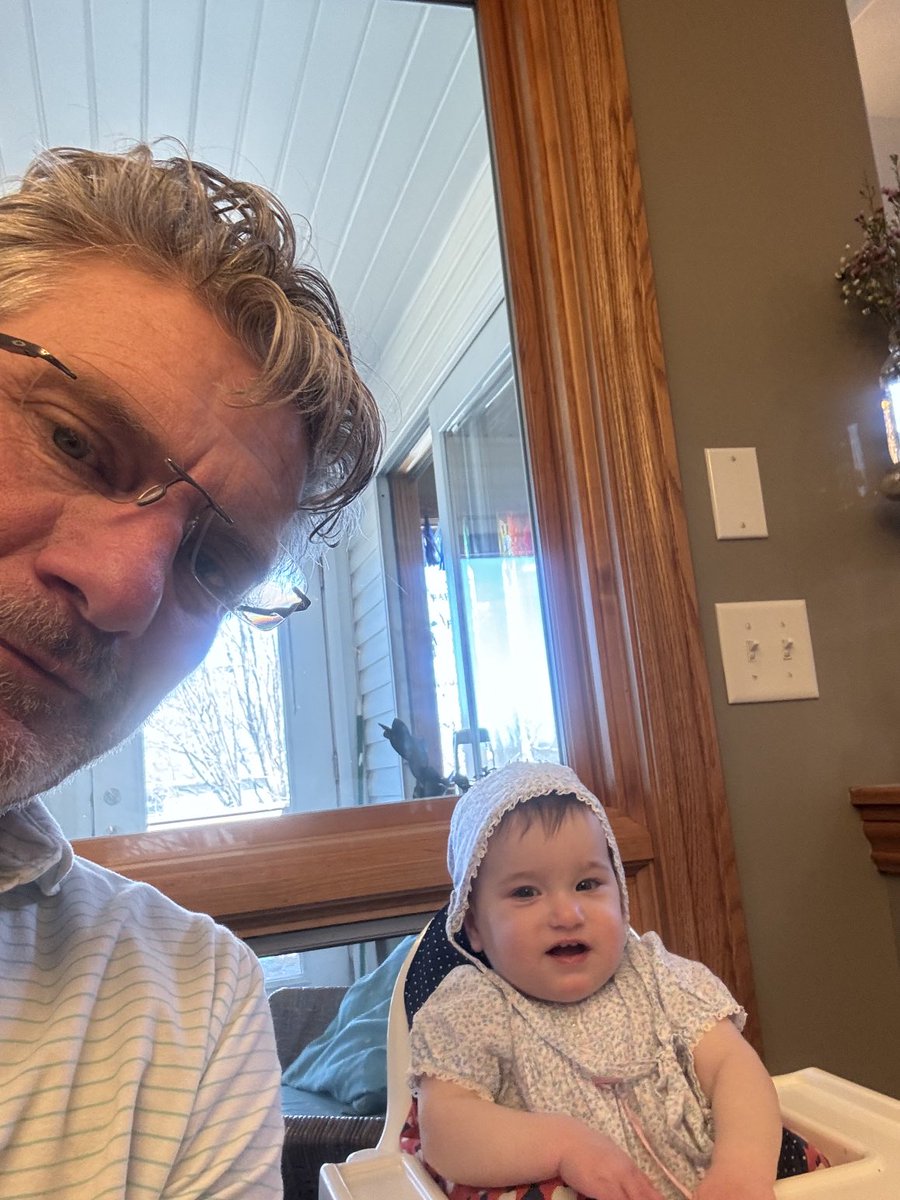 selfiebob1's tweet image. One year birthdays.  God is good.