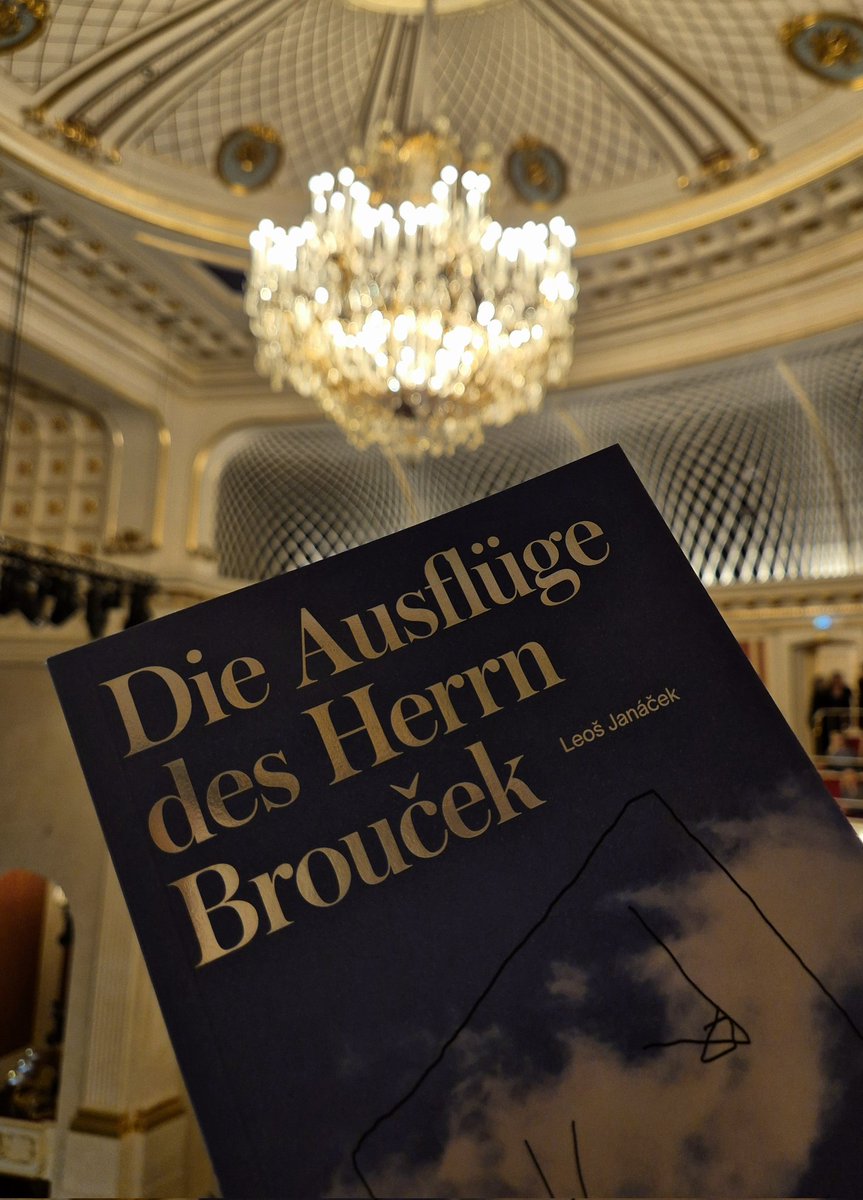 Opernjunkie's tweet photo. Mit der heutigen #Premiere von Leoš #Janáček|s #DieAusflügeDesHerrnBrouček an der #StaatsoperBerlin erlebe ich heute meine 444. verschiedene Oper 🥳🎶 https://t.co/RVOixtE77m