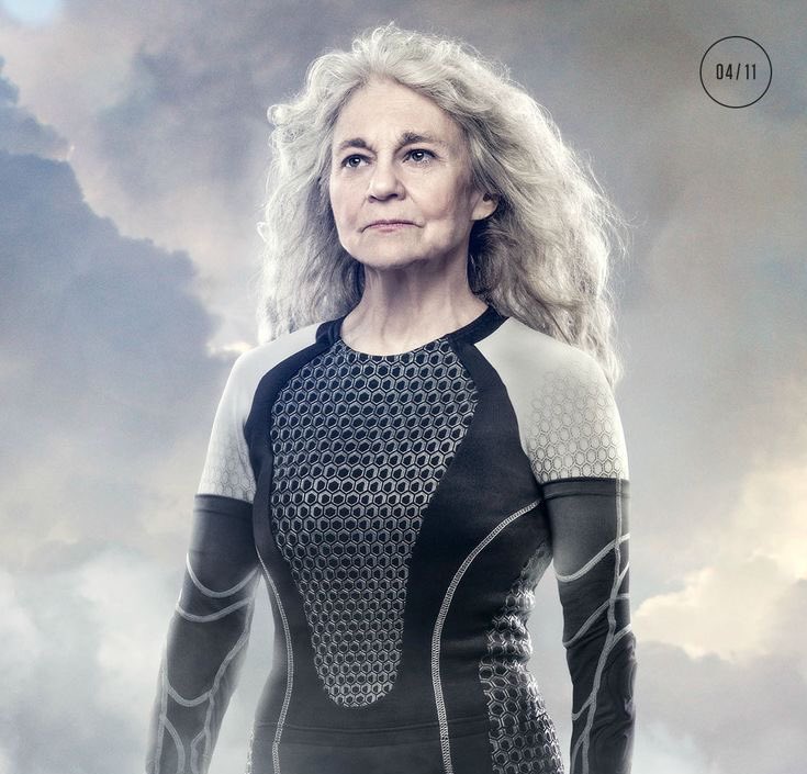 thngergames's tweet photo. uma personagem que eu queria demais ver em amanhecer na colheita é a mags, ela venceu a 11ª edição dos jogos vorazes, um ano depois da lucy gray https://t.co/DGqNanwbtA