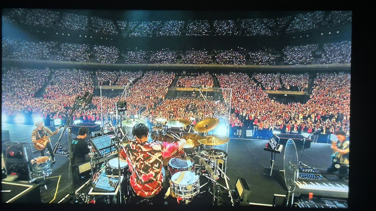 mga_hgdn_aosan's tweet photo. 最高の時間をありがとう
#Official髭男dism
#プライムビデオで髭男ライブ
#TimeToRejoice https://t.co/lPNmJjFsQG
