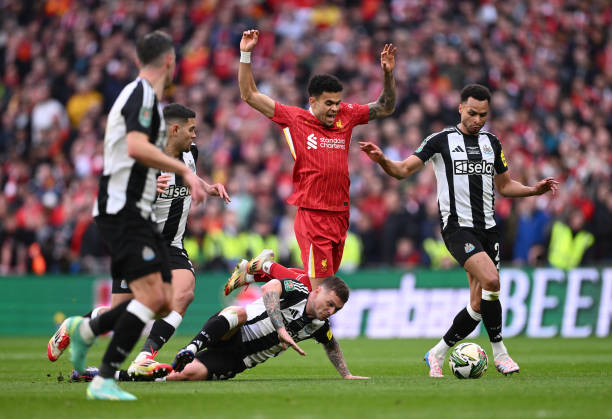 LFCphoto's tweet photo. Tripper. Dirty.
#LFC #LIVNEW #CarabaoCup #Wembley #Liverpool #AnfieldSouth https://t.co/hRDclmBOfq