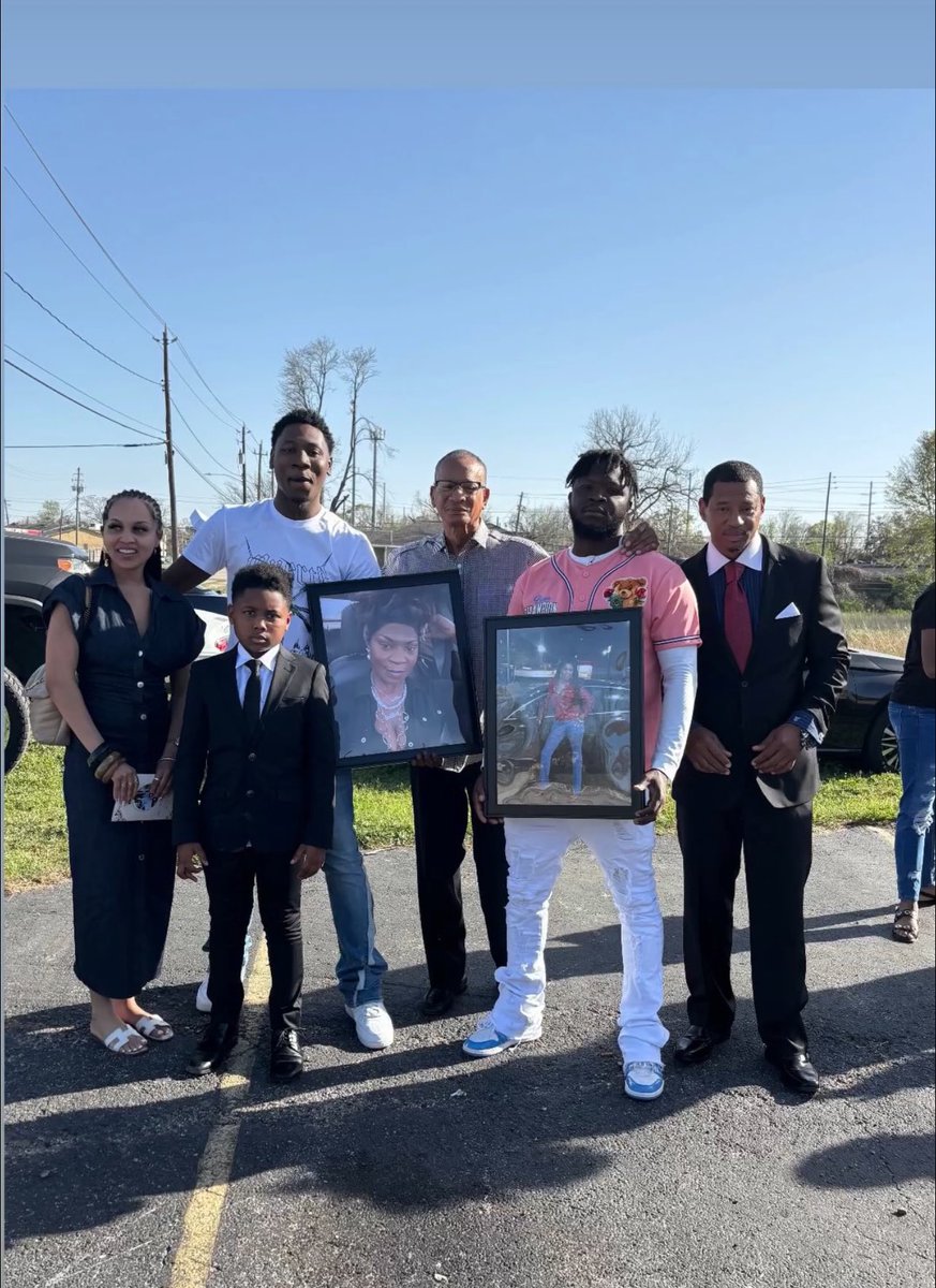 Uncle Pookie tweet media