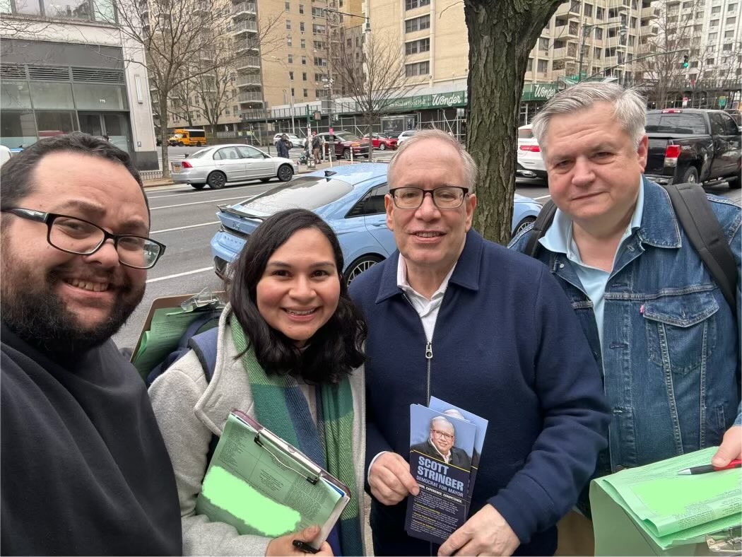 Scott Stringer (@scottmstringer) on Twitter photo Petitioning continues! Great to be on the West Side with the support of the <a href="/westsidedemsnyc/">West Side Democrats</a>. Weβre hitting the streets and building a campaign focused on delivering for New Yorkers. Petitioning continues! Great to be on the West Side with the support of the <a href="/westsidedemsnyc/">West Side Democrats</a>. Weβre hitting the streets and building a campaign focused on delivering for New Yorkers.