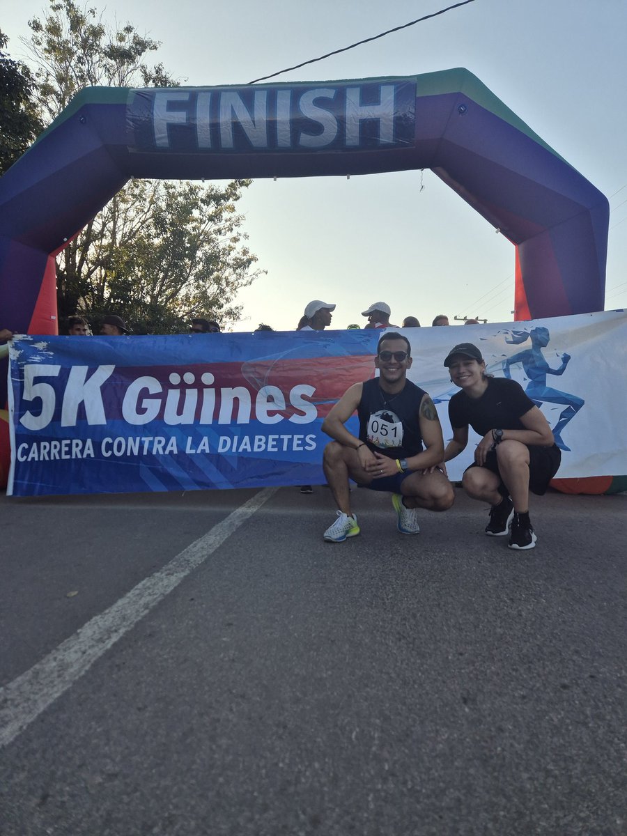 CarlosAUrbina3's tweet photo. Un excelente día para hacer algo de ejercicio y que valga la pena... #güines #Cuba #runners #5k #diabetes #neuroteam #neurorunners https://t.co/5ss2aCxRkT