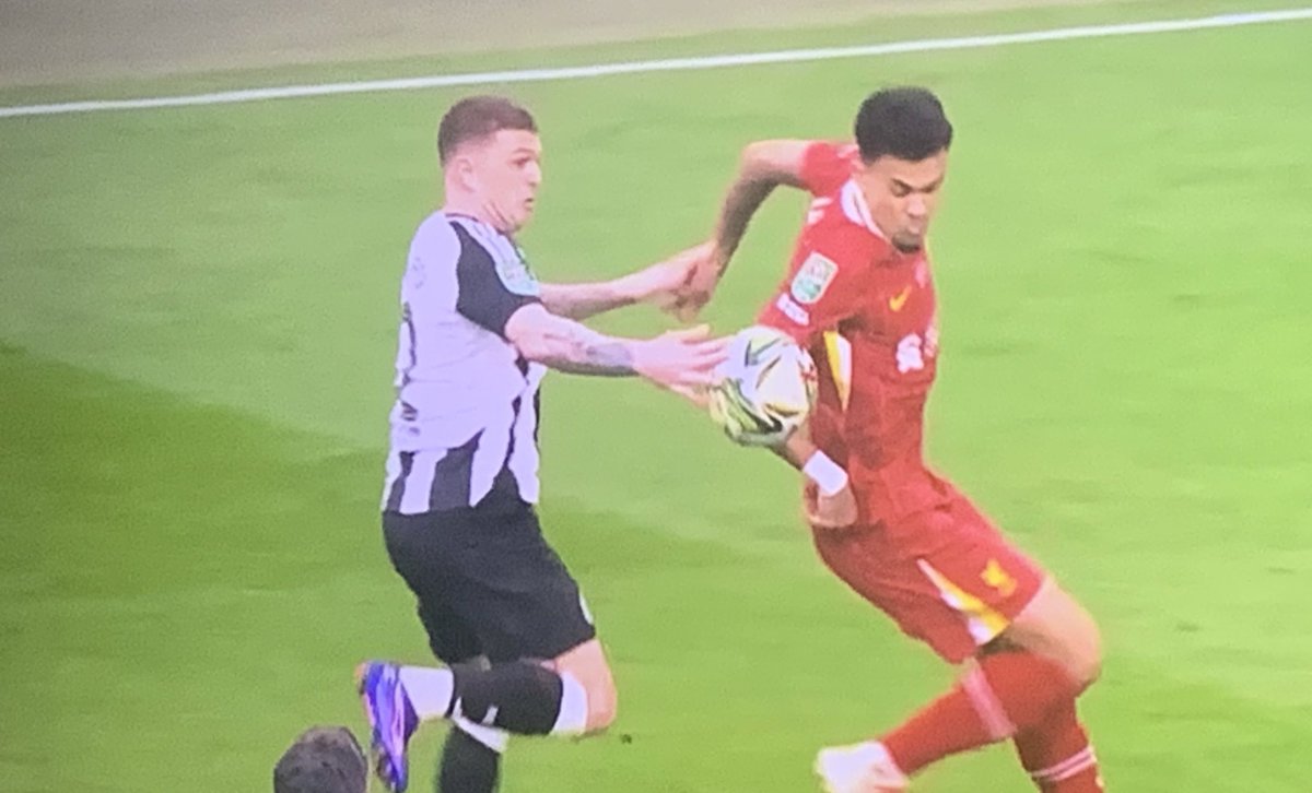 Paddy Power tweet media