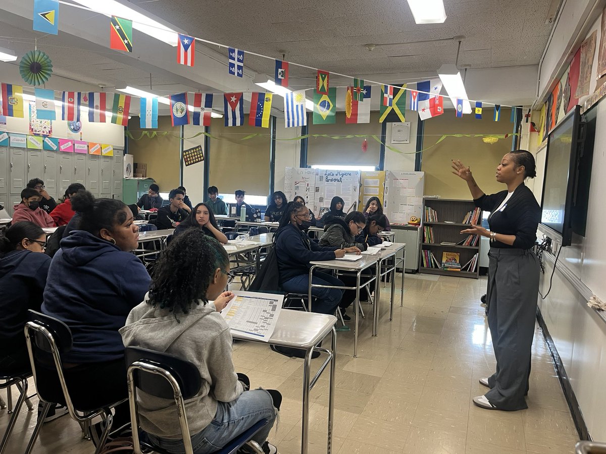 JHS 226 Virgil I. Grissom tweet media