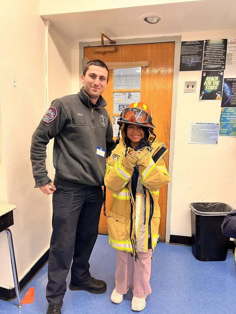 JHS 226 Virgil I. Grissom tweet media