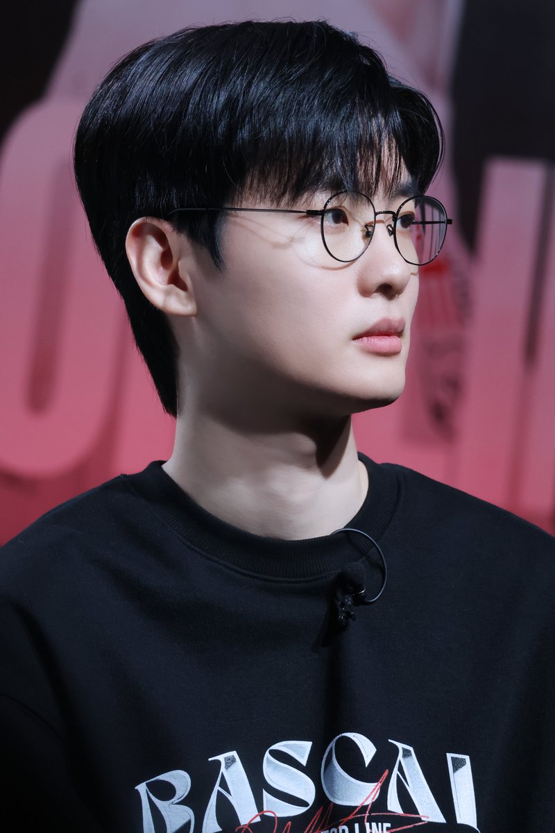 arcxzip's tweet image. STEEL ON TOP LINE
STILL ON TOP LANE
#Rascal