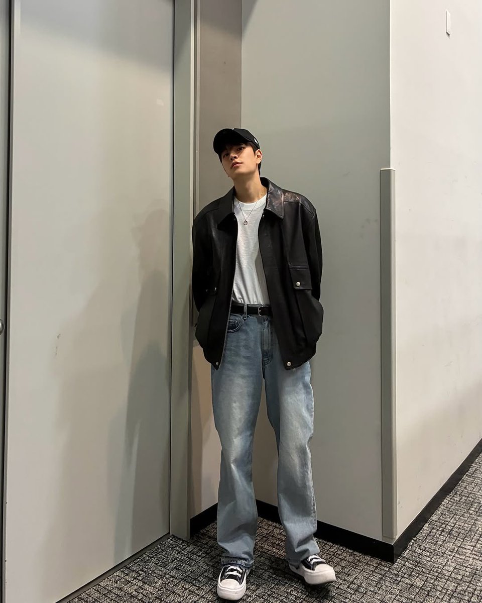 👖