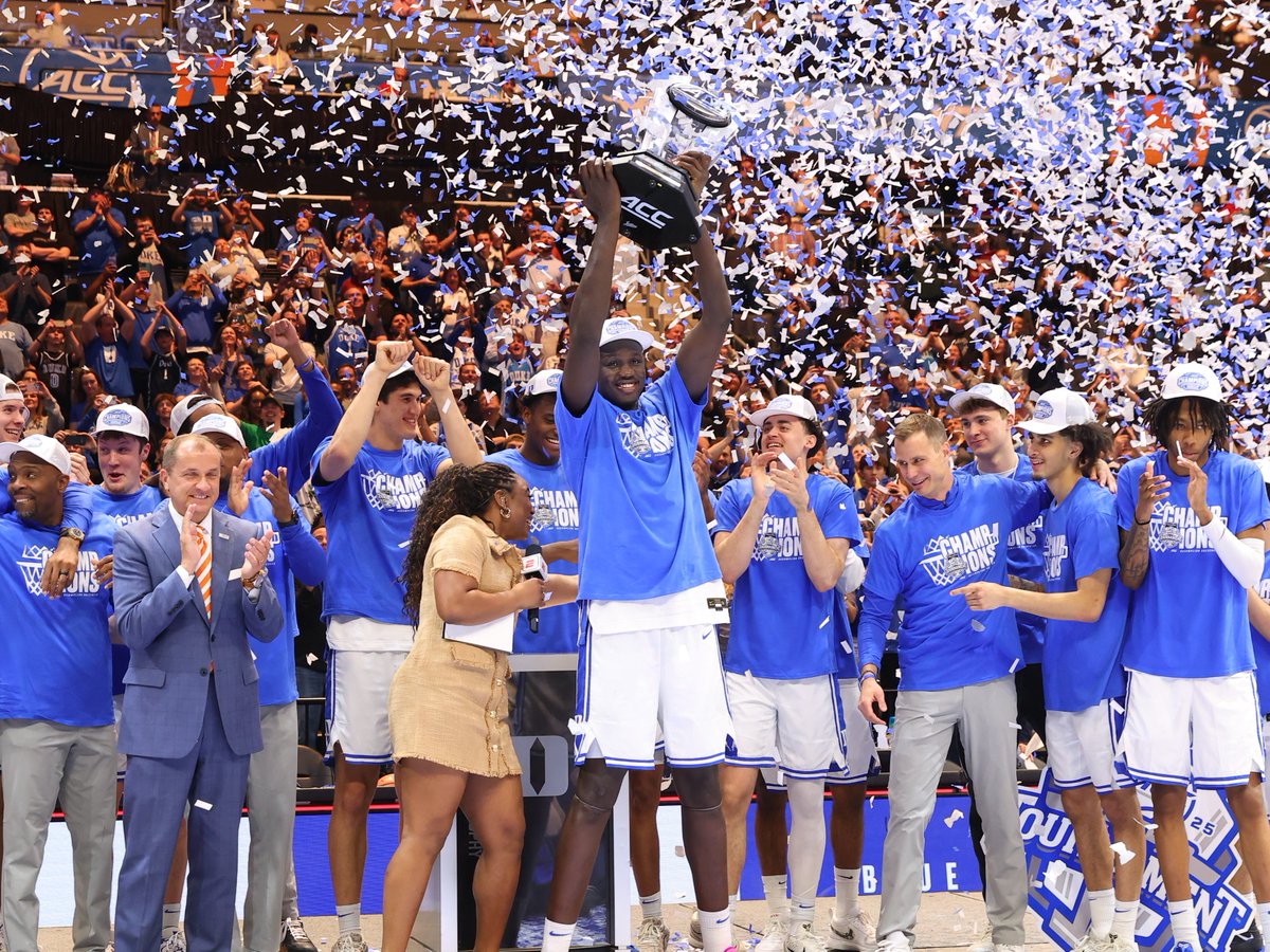 spectrumcenter's tweet photo. Congrats to the 2025 ACC Tournament Champs! @DukeMBB 🏆
📸 @GoPhotographer
#spectrumcenterclt #acctournament #acc https://t.co/rWJdmagODK
