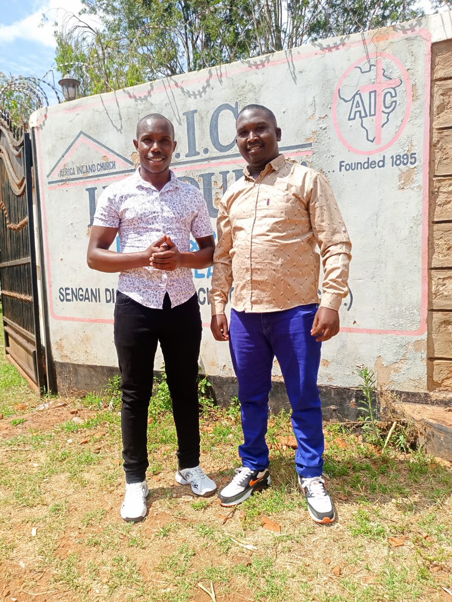 CaptainMutuku's tweet photo. After powerful service at AIC Kanduma-Matungulu https://t.co/3z8mpp8gL5