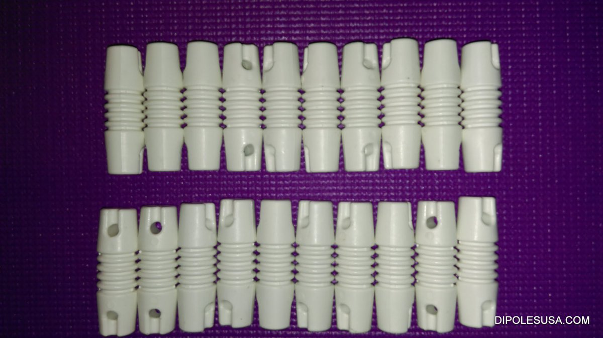 DipolesUSA's tweet photo. FREE SHIPPING ✅
LOWEST PRICE IN 5 YEARS ✅
#MadeInAmerica ✅
#hamradio #antenna for #POTA #SOTA #IOTA #FT8 
SOLID NYLON INSULATORS 3” LONG.

https://t.co/oRdIiXdJaq https://t.co/uZDFvP0qWO