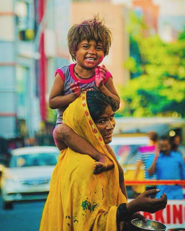 माँ की ममता और बच्चे की मुस्कान, यही है दुनिया का सबसे खूबसूरत सम्मान 😊

“A mother’s love and a child’s smile are the most beautiful honor in the world.”