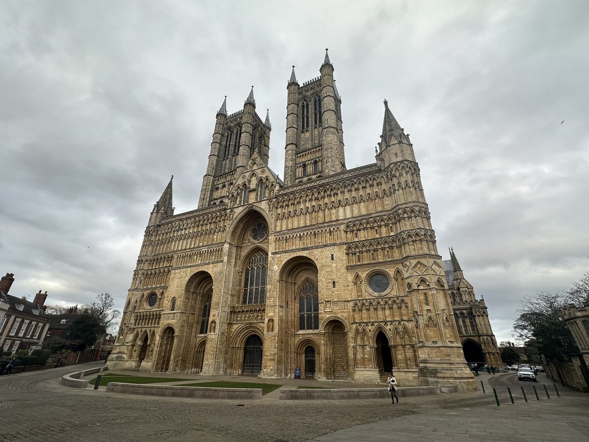 Robert Flute tweet media