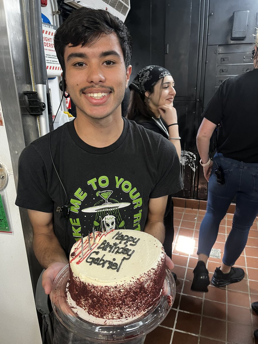 pplog93's tweet photo. 🥳🌶️Happy Birthday to Gabriel &amp; Tyla!!!🥳 #marchbirthdays #chilislove #chiliheads #WTL #pearlandtx #silverlake https://t.co/zeu2Q8WLXo