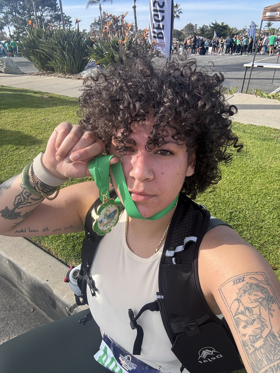 STAYSUCKAAFREE_'s tweet photo. Who needs to think when your feet just GO? 🏃🏽‍♀️💨🏆 https://t.co/5oFd9xvpNy