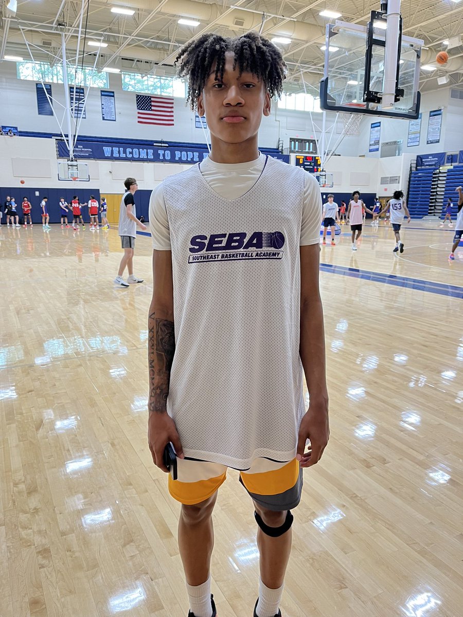 SEBA Senior Showcase 

‘25 Kaden Young (South Gwinnett HS) is  an impressive prospect with tools for the College level. 

Good size guard at 6’3; showed offensive versatility driving to the rim for scores, while also knocking down a variety of outside shots off the dribble and