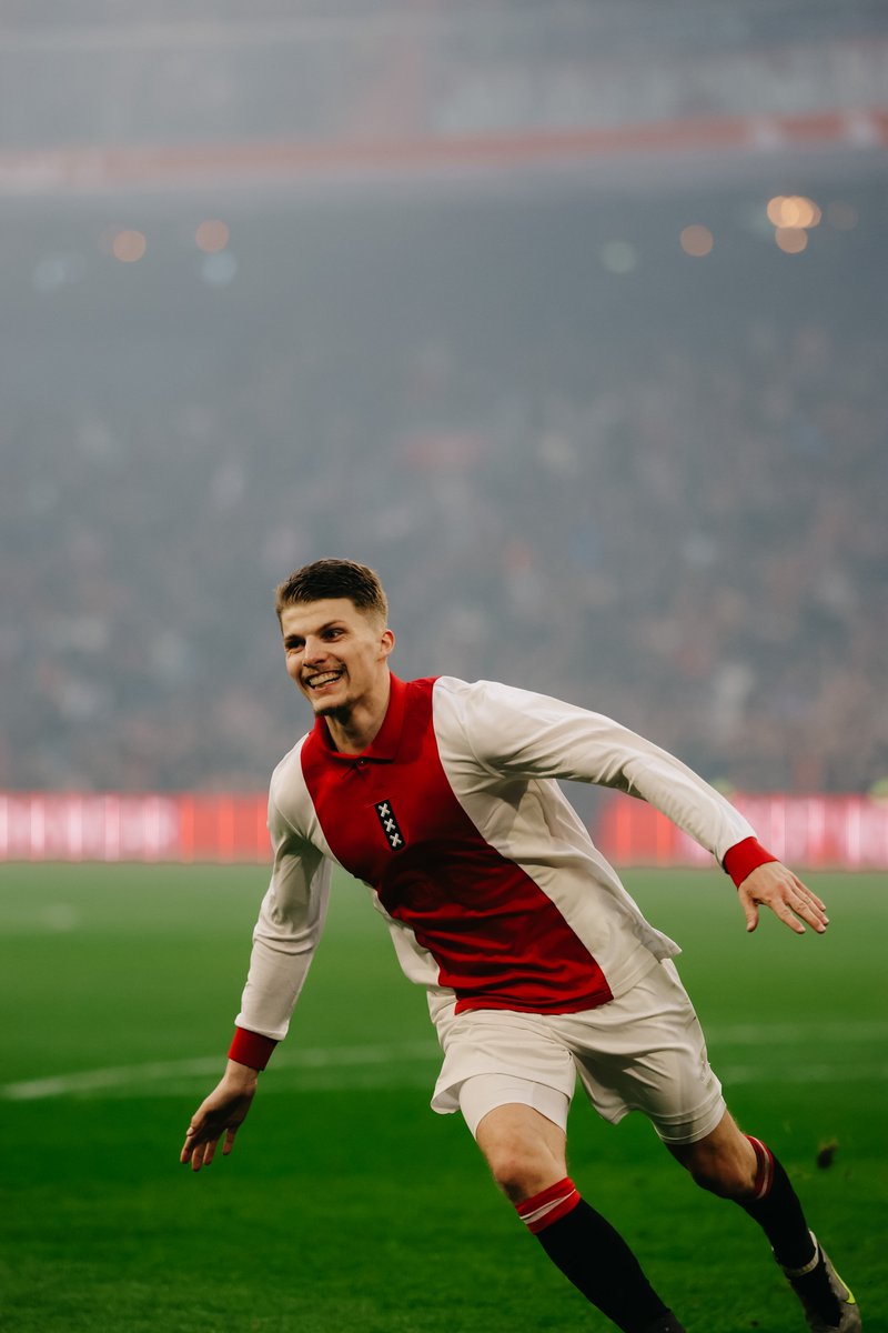 AFCAjax's tweet photo. My Gaaei 😎 https://t.co/h2De1WVzxx