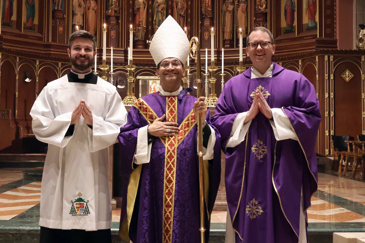 davidkidd2016's tweet photo. Congratulations to @DioceseToledo Seminarian Declan Reimer on being instituted as a lector at Mount St. Mary’s Seminary on Saturday evening during Parents’ Weekend!! https://t.co/MLIj0TvkeP