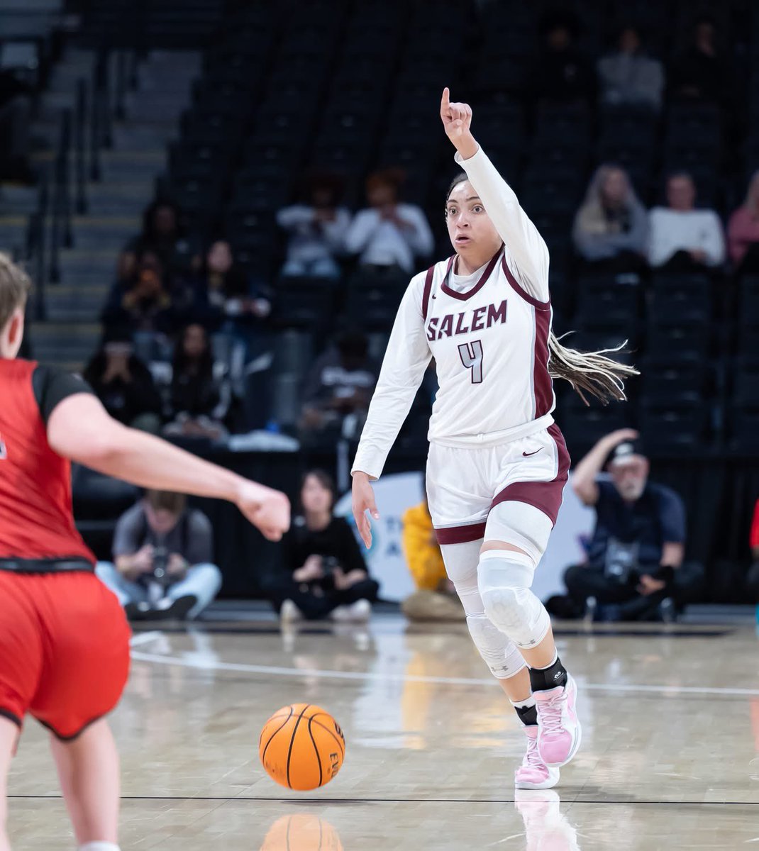 Gabby Crawley tweet media