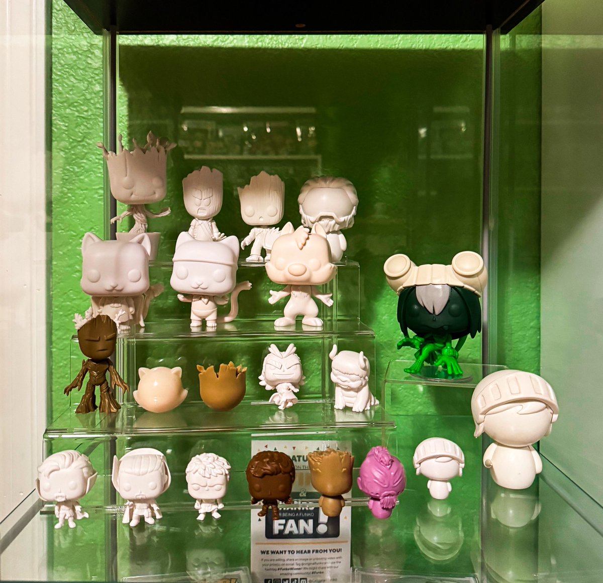 NWpophuntress's tweet photo. Little Funko proto appreciation!! What protos do you own or what are you currently hunting for? π
#Funko #funkoproto #originalfunko #funkoprototypes #funkofunatic #funaticofthemonth @funko https://t.co/bIbz4PiYQa