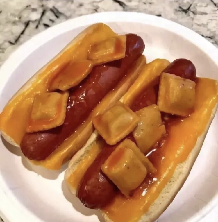 RickyShinxda's tweet image. We eating like Amanda today! Frfr