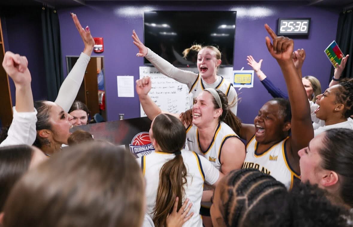 RobertKoelling's tweet photo. We all have a shared ambition is to be part of a team that achieves greatness through collaboration, exceeding what one person can accomplish alone. Good luck, play hard today!! @RacersWBB https://t.co/9Njl9IXj8t