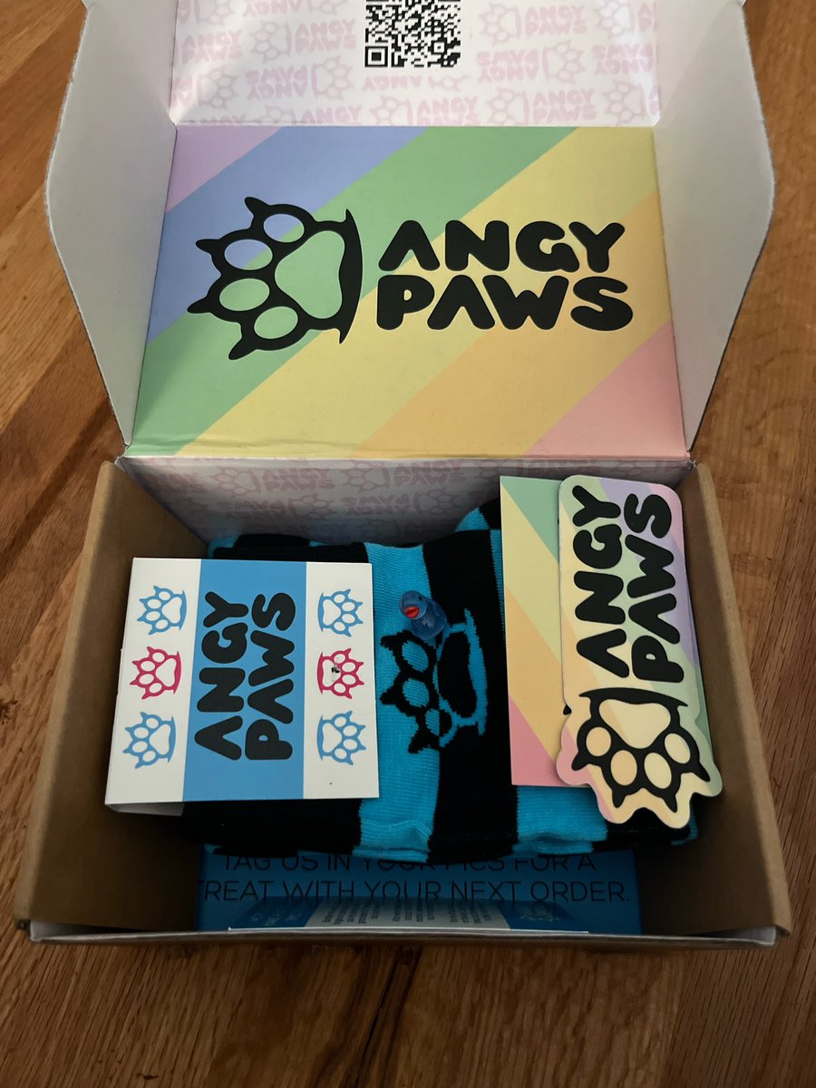 Love my new socks they are so comfy and cutie ^^ #Angypaws