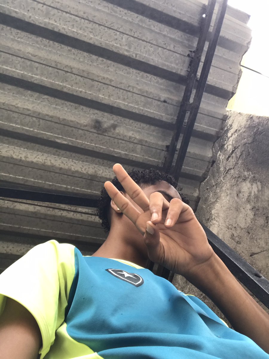 LNZADAA_'s tweet photo. #cadaumcomsuasorte🤑🍀🍀 https://t.co/cyPfJgl9wM