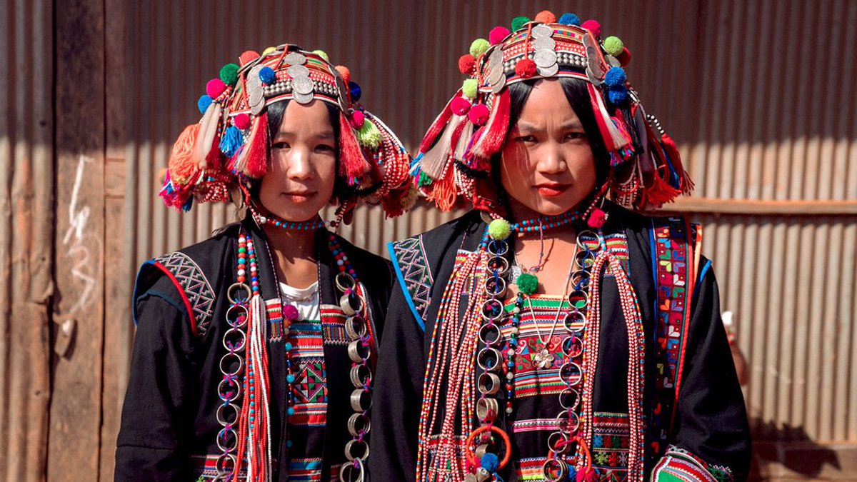 AKHA: EL PUEBLO SOBRE LAS NUBES 

Ya tenéis el NUEVO REPORTAJE en el canal a través de las montañas de Laos. Vivimos con diferentes grupos étnicos de las montañas como los khmu, akha y hmong. 

youtu.be/IL5otewMnQg?si…