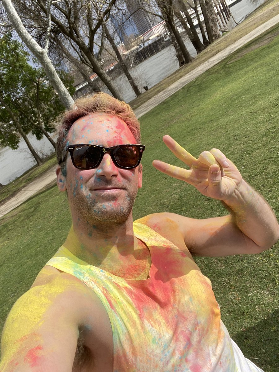 LSquiggsPgh's tweet photo. Happy Holi kids! https://t.co/PjSkiSUaX9