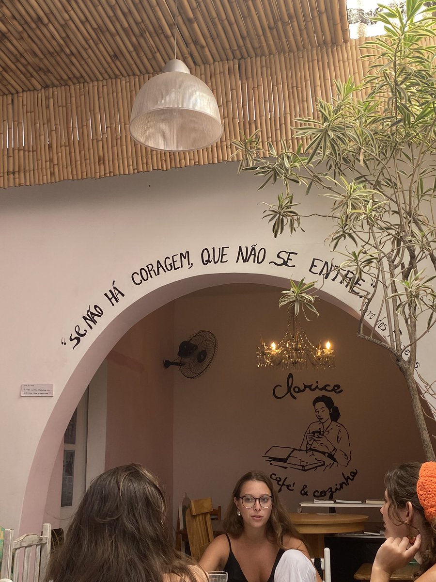 pradoetc's tweet photo. esses dias no café da clarice na vila mariana ⭐️ https://t.co/PeGdKuSKsQ