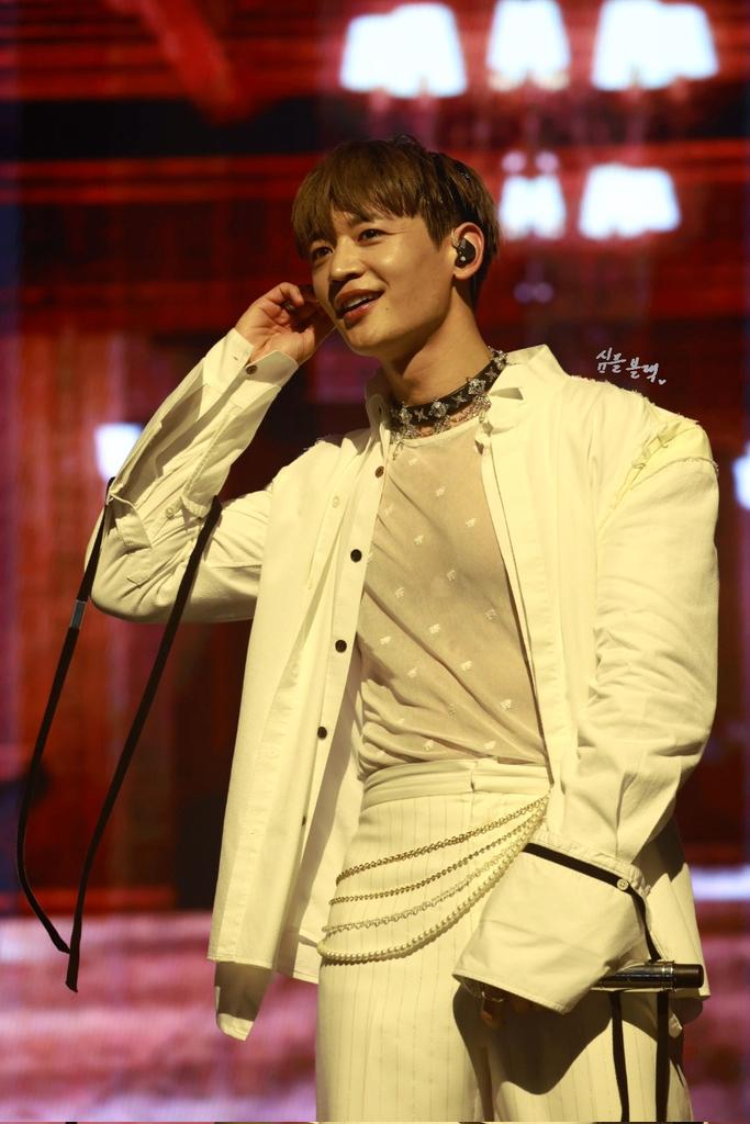 simpleblack1209's tweet photo. 250316 민호 MEAN of my first 마리나 preview (6)

나의 왕자🫶🏻

#민호 #샤이니 #MINHO #SHINee #ミンホ https://t.co/7yl6sueQC4