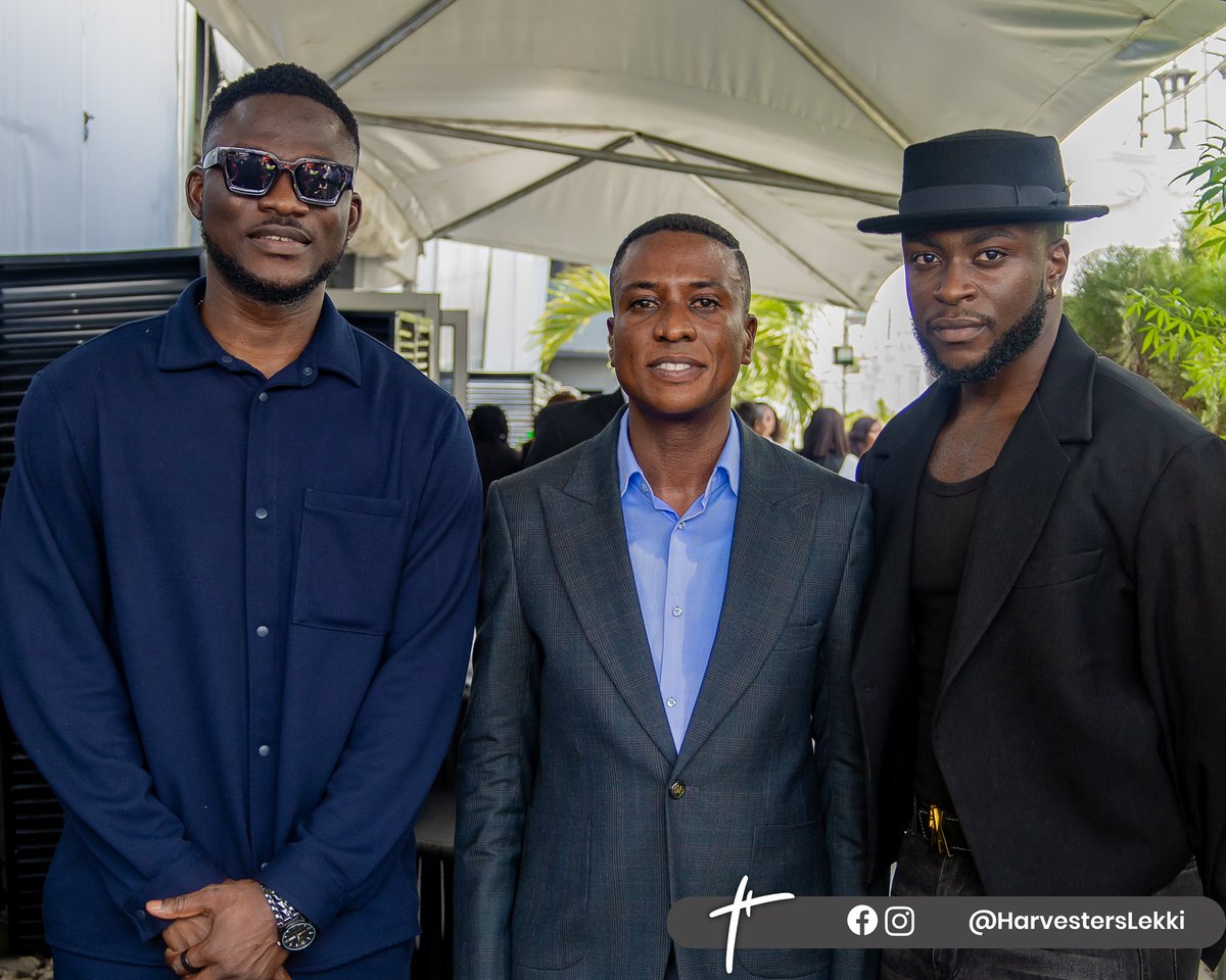 pastorbolaji's tweet photo. S-U-N-D-A-Y was RAW 💥💥💥💥🔥🔥🔥🔥! 

Prayer + word + worship + connection = Harvesters

Connected with some cool 😎 Jesus , single boys and girls ! 🧒

How was service today? https://t.co/Y5hUXkl8m1