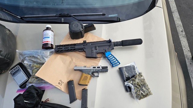 SacPD South Command (@sacpdsouth) on Twitter photo Last night, we got a call of individuals wearing ski masks and acting suspicious near a vehicle in the 2900 block of S. Meadows Place. AIR1 spotted the individuals, who ran from officers—all were detained. Multiple firearms/multiple arrests. <a href="/SacPolice/">Sacramento Police Department</a> <a href="/SacPoliceChief/">Chief Kathy Lester</a> Last night, we got a call of individuals wearing ski masks and acting suspicious near a vehicle in the 2900 block of S. Meadows Place. AIR1 spotted the individuals, who ran from officers—all were detained. Multiple firearms/multiple arrests. <a href="/SacPolice/">Sacramento Police Department</a> <a href="/SacPoliceChief/">Chief Kathy Lester</a>