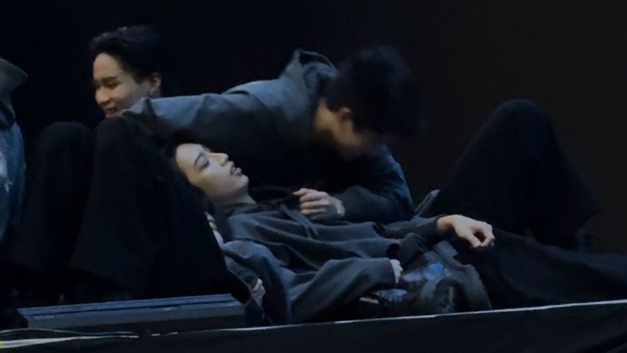 chalatwanna's tweet photo. ไม่ใช่แค่น้องซ์มั้งที่ขี้อ้อน https://t.co/lTAZmFg6Ty