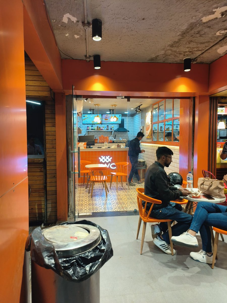 pranshu404's tweet photo. Very bad quality and pathetic service at The Waffle Co, Sector 31 Gurgaon. Staff was rude and did not want to take orders. Is it the size of pancakes you offer and with so much oil in it.
 @TWCwakad_Pune
#patheticservice https://t.co/gwRiZLFkGx