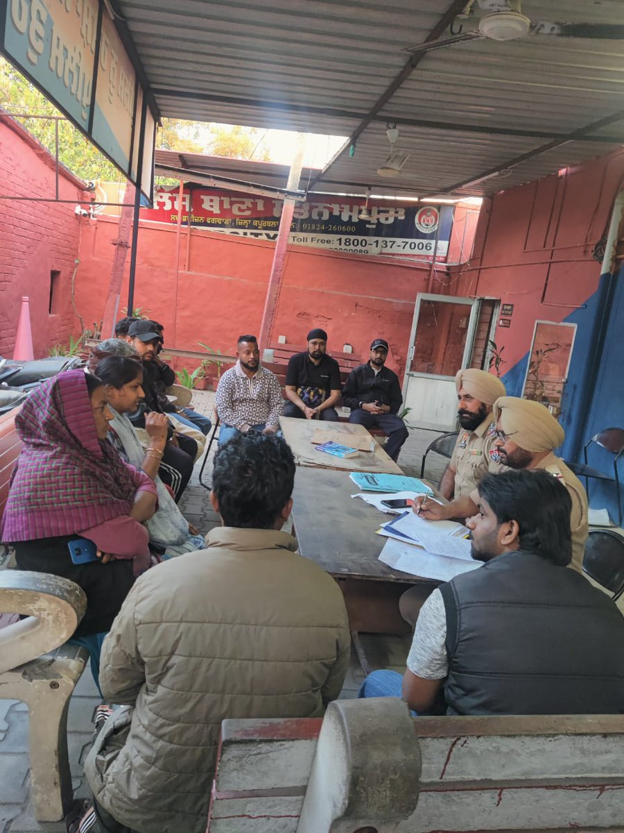 JalandharRange's tweet image. Complaint Disposal Camp was organized in various police stations by the police to resolve applicants' problems quickly. Ensuring prompt redressal of public grievances remains our priority.
#PublicService #QuickResolution