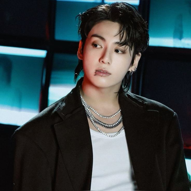 isasjikook's tweet photo. Rebirth » Un mini #kookminau #jikookau donde jm y jk se ven envueltos en un matrimonio arreglado. Y jk, el que está más en desacuerdo, tendrá que lidiar con un esposo al que no ama ni amará en ningún momento. 

Sin embargo, el futuro siempre será totalmente incierto. https://t.co/k9PQXbjkg4